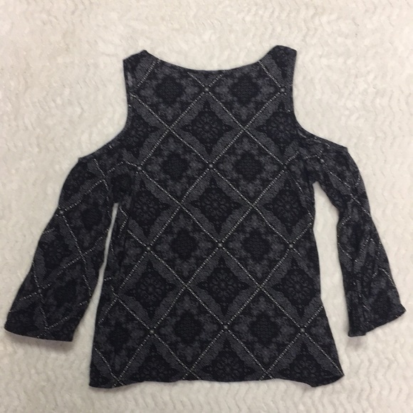 Papermoon Stitch Fix cold shoulder top - size - Small - Picture 8 of 8